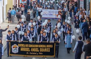 Loja celebra 205 años de independencia con civismo y alegría