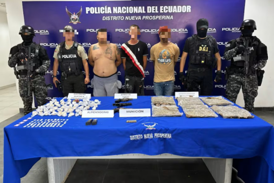 Capturan a cabecilla de facción de Los Choneros en centro de acopio de armas en Guayaquil