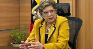 Juez del TCE sanciona a la exministra Ivonne Núñez