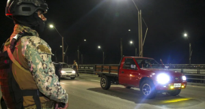 Reimberg descarta extensión del toque de queda, pero asegura que operativos contra economías criminales continuarán