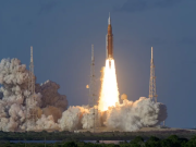 Misión Artemis II marca el inicio del regreso humano a la órbita lunar tras más de 50 años