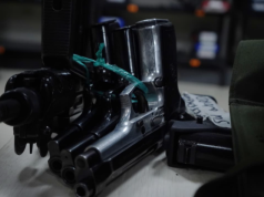 Funcionario detenido por tráfico de armas durante operativos en Guayas y Manabí