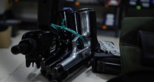 Funcionario detenido por tráfico de armas durante operativos en Guayas y Manabí