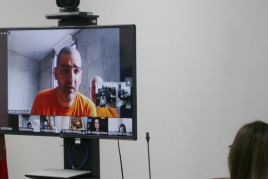 Álvarez seguirá en prisión, juez niega apelación