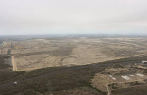 Gobierno propone proyectos de energía solar y vivienda en terrenos de Refinería del Pacífico